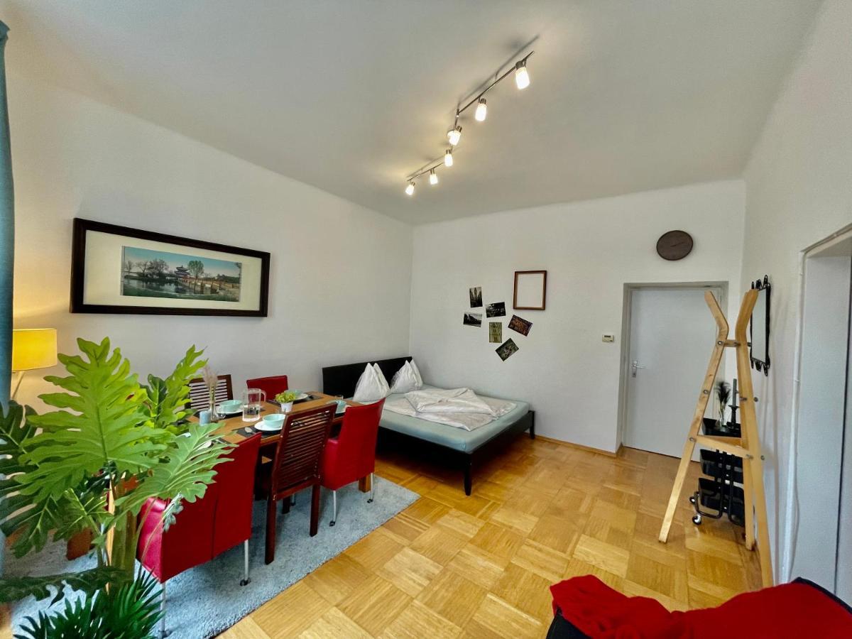Nice Apartment Close To City Center Вена Экстерьер фото