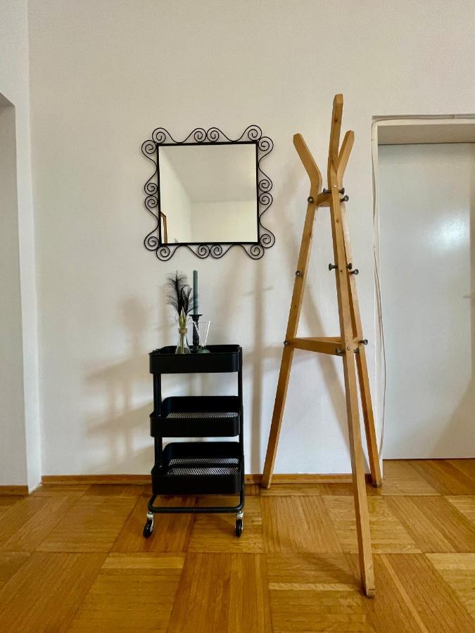 Nice Apartment Close To City Center Вена Экстерьер фото
